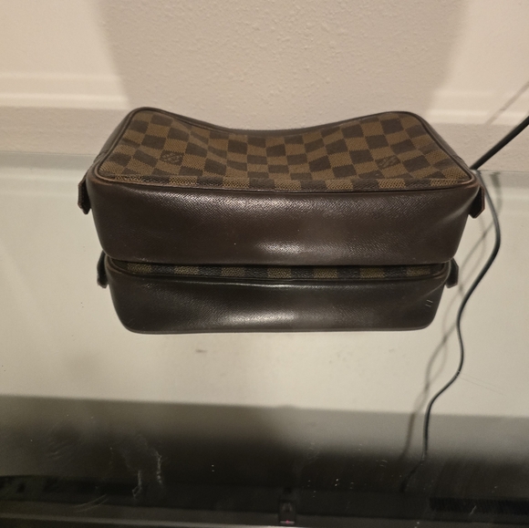 Authentic LOUIS VUITTON Trousse Toilette Damier - Picture 3 of 9